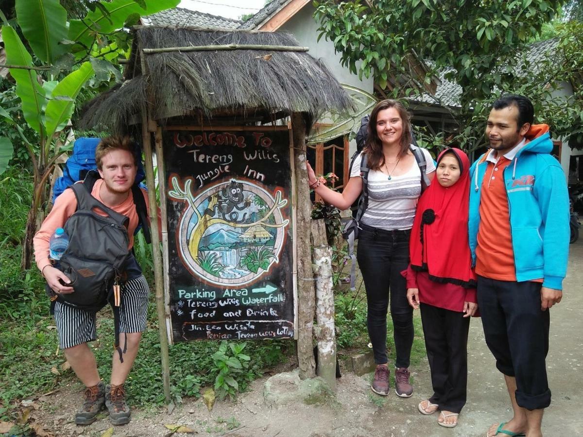Tereng Wilis Jungle Inn Tetebatu Ngoại thất bức ảnh