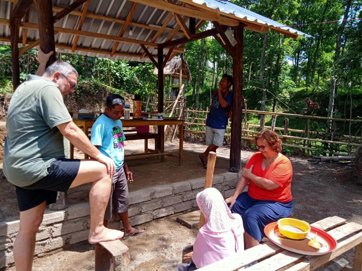 Tereng Wilis Jungle Inn Tetebatu Ngoại thất bức ảnh